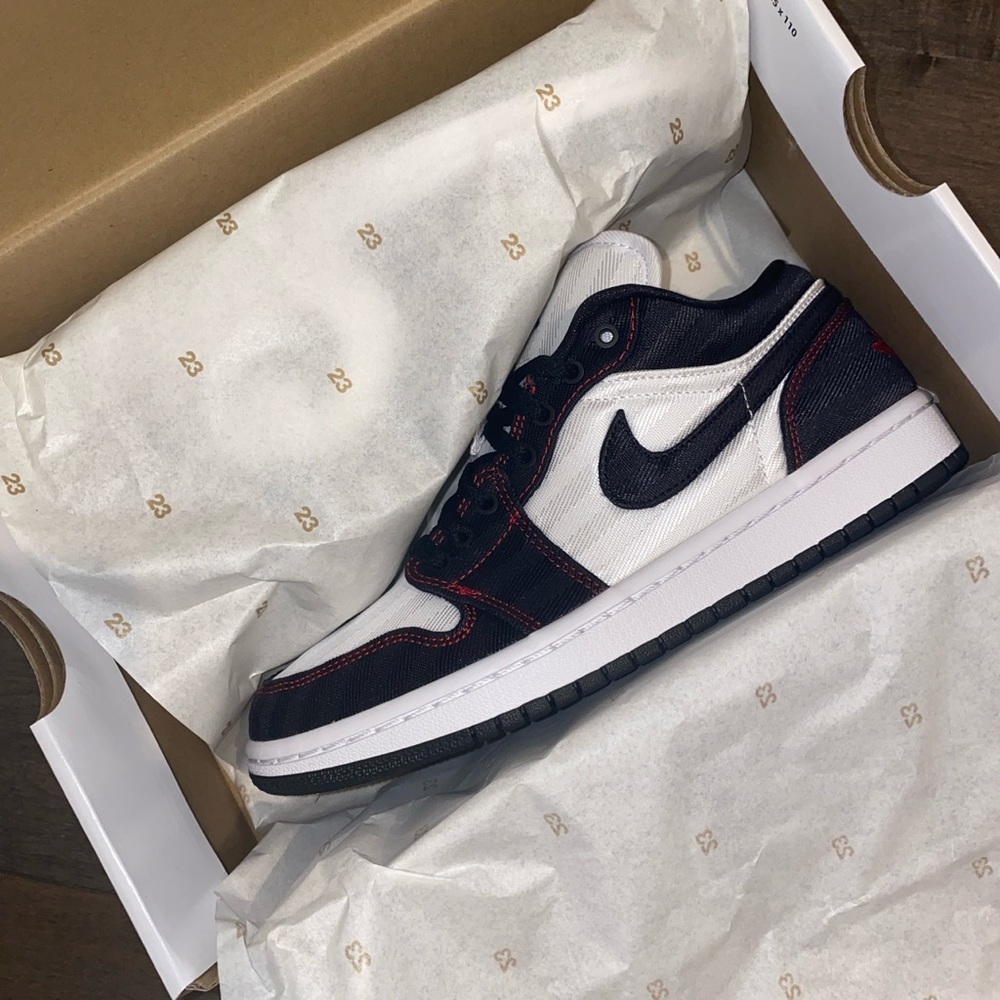 Women’s air Jordan 1 low